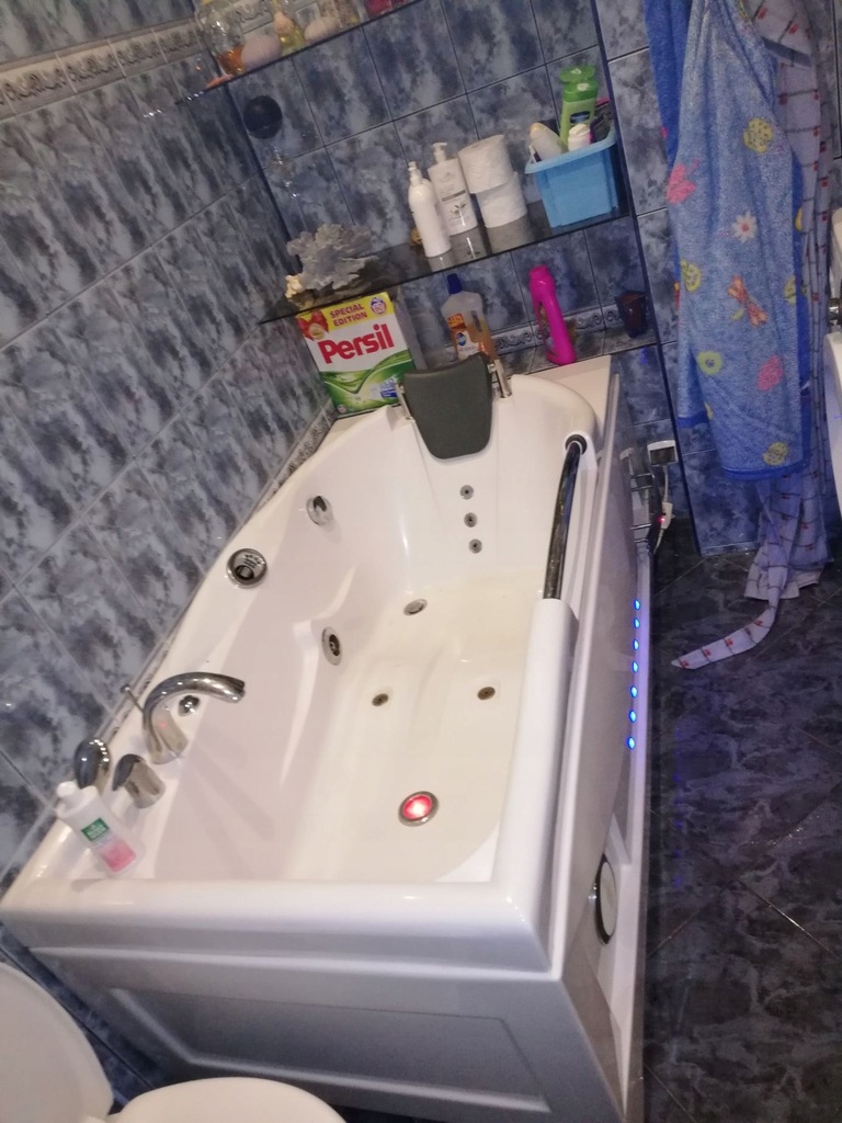 Wanna z hydromasażem