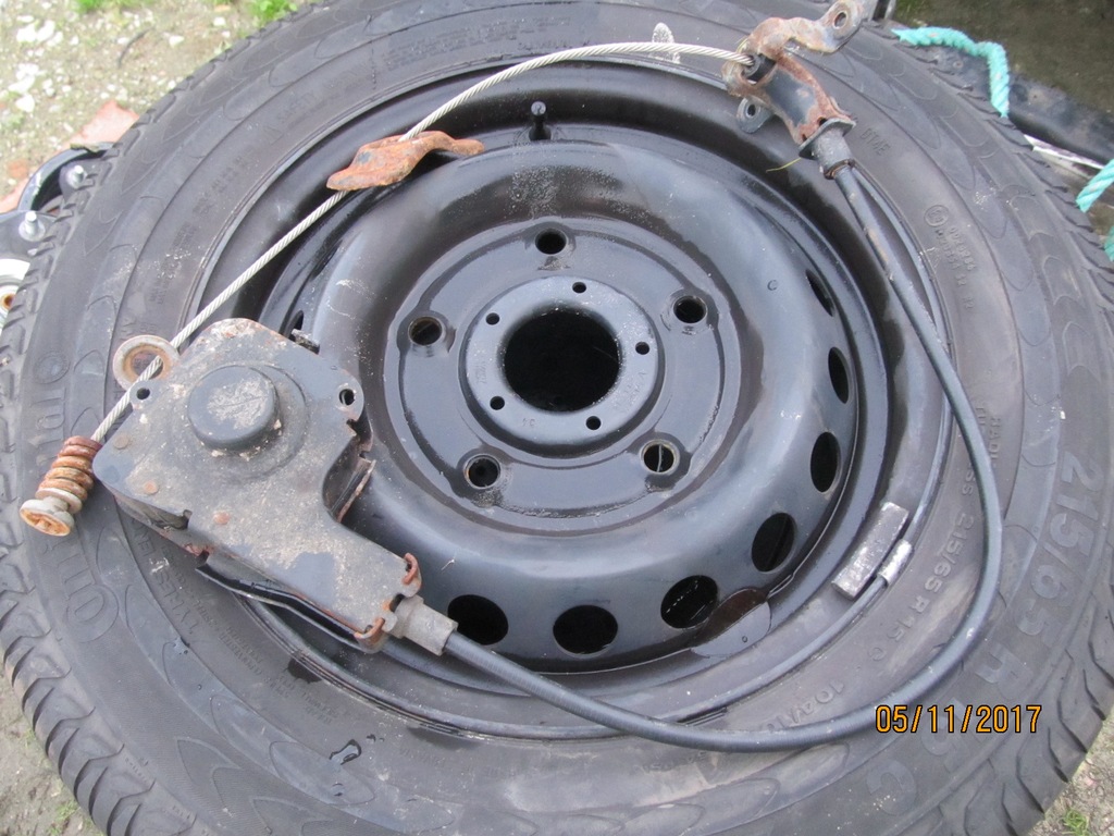 PEUGEOT 5008 MOCOWANIE WINDA KOŁA ZAPASOWEGO