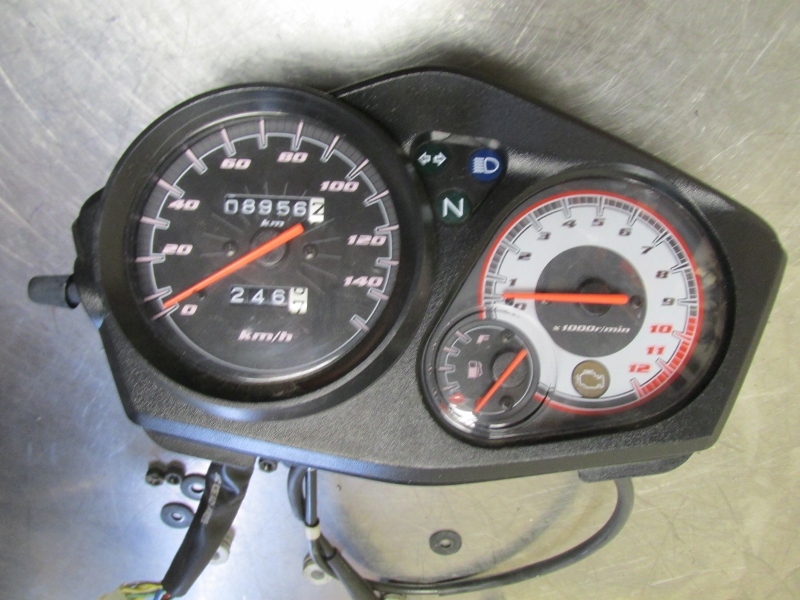 Zegary licznik Honda CBF 125 14r.