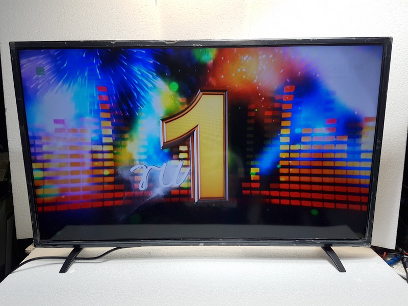 TV LED JTC 40" USB -DVBT- FULL HD
