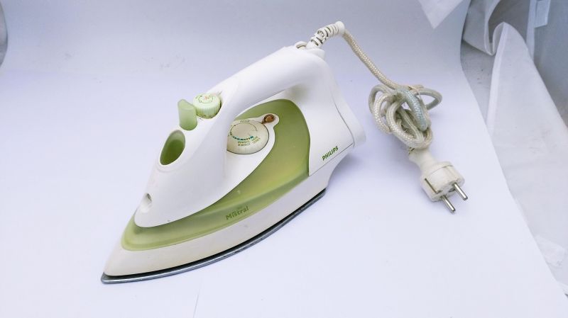 ŻELAZKO PHILIPS MISTRAL 2005