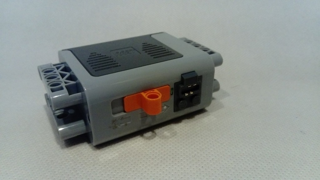 LEGO 8881 POWER FUNCTIONS POJEMNIK NA BATERIE AA - 7086631707 - oficjalne archiwum Allegro