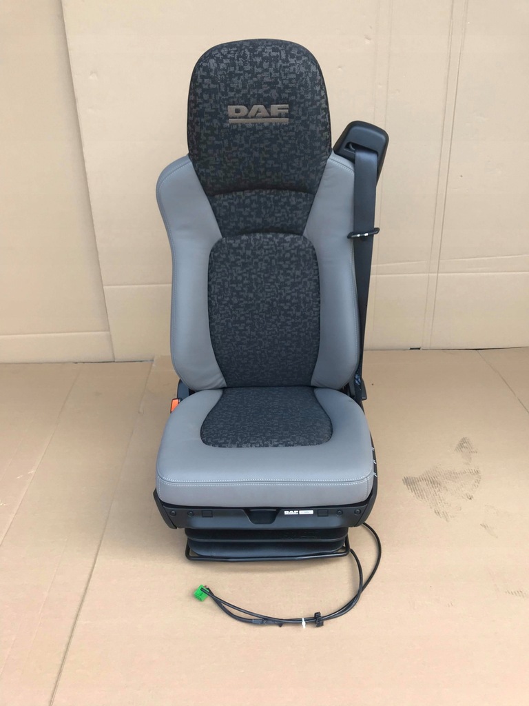FOTEL KIEROWCY DAF XF 105 NOWY OBSZYTY SKÓRĄ