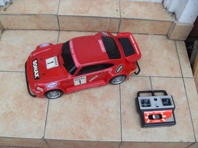 PORSCHE 911 CARRERA TORNADO 1:10 27mhz