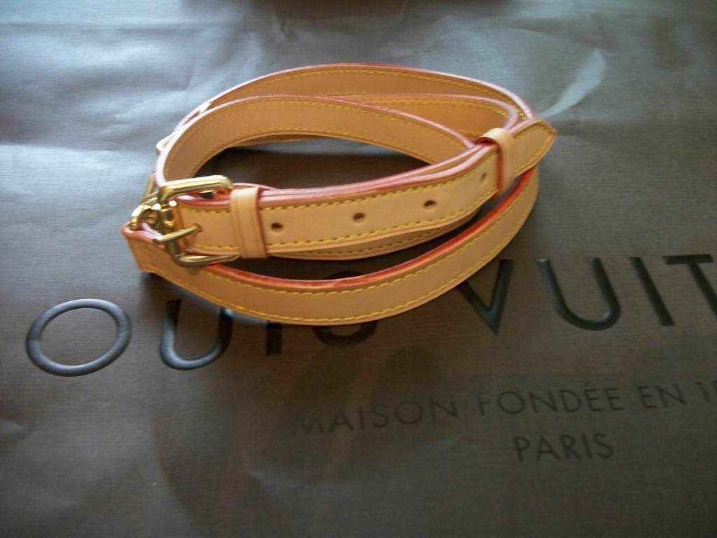 Pasek do torebki Louis Vuitton 110-130 cm - 7420827185 - oficjalne archiwum  Allegro