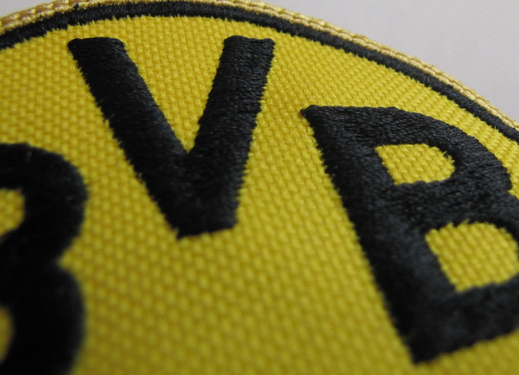 NASZYWKA HAFT BVB BORUSSIA- TERMOFOLIA GRATIS