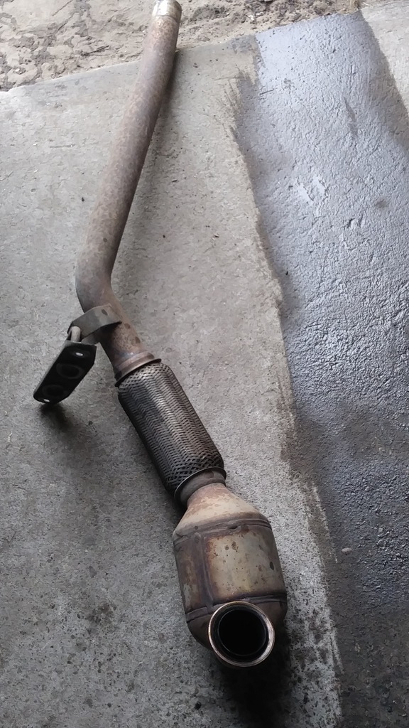 AUDI a3 8p 1.9 tdi katalizator 1K0131690AK