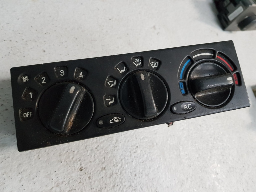 DAEWOO ESPERO PANEL NAWIEWU KLIMATYZACJI A/C