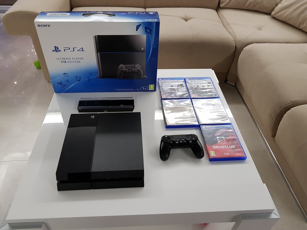 Ps4 ultimate player 1tb edition отличия от