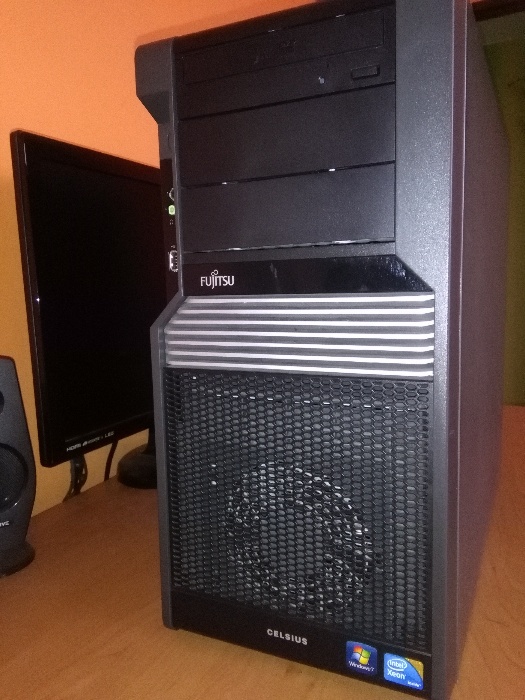 Fujitsu Celsius M470-2, GTX970, SSD 250GB