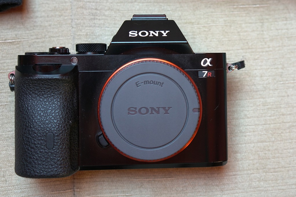 Sony ILCE-A7R body