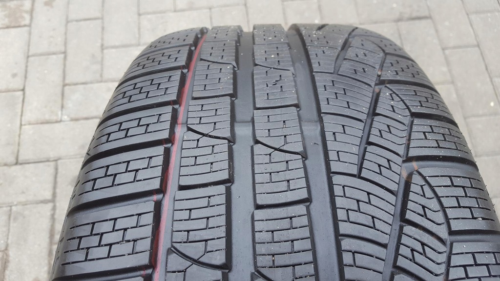 255 40 r20 pirelli