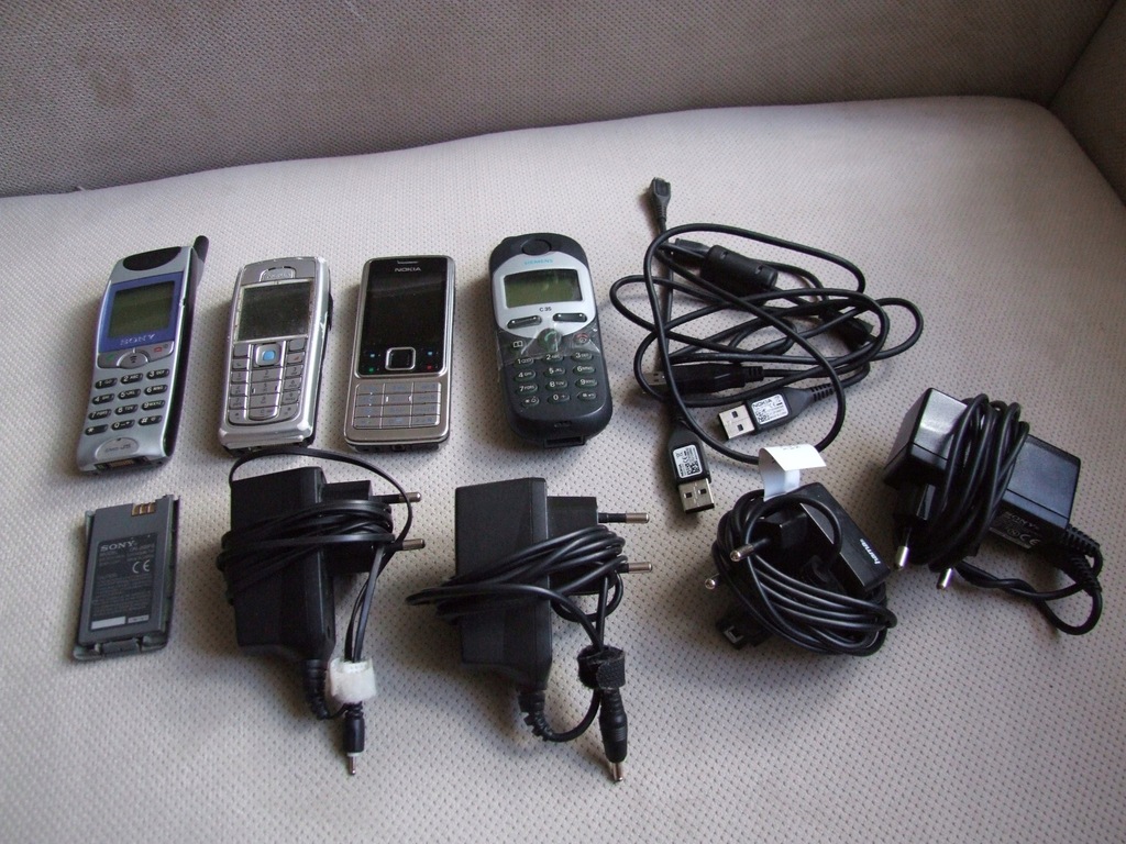NOKIA 6300 6230i +SIEMENS C35 +SONY J5@USZKODZONE?