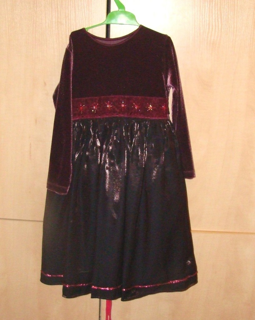 Elegancka sukienka St. Bernard 104-110 