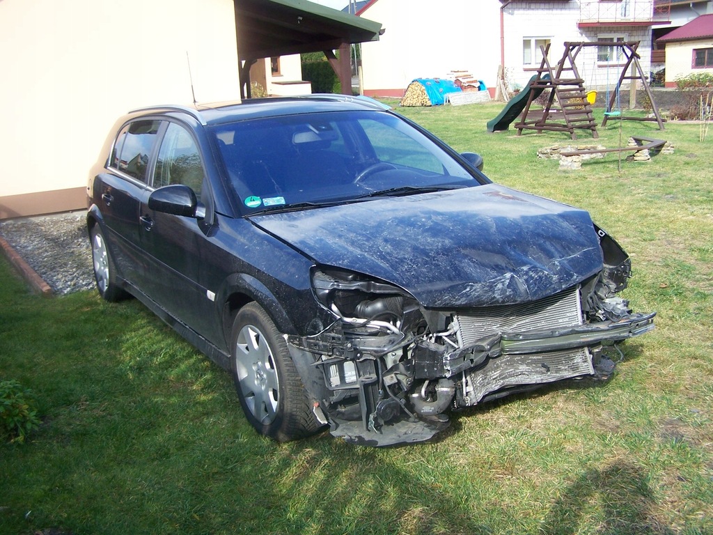opel signum 1.9 cdti uszkodzony przodem prywatnie