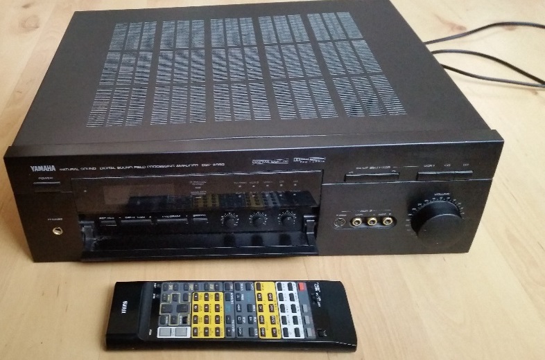 Wzmacniacz Yamaha DSP-A990