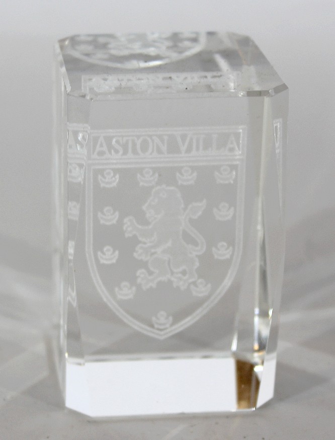 ASTON VILLA szklany przycisk decor HOLOGRAM J191