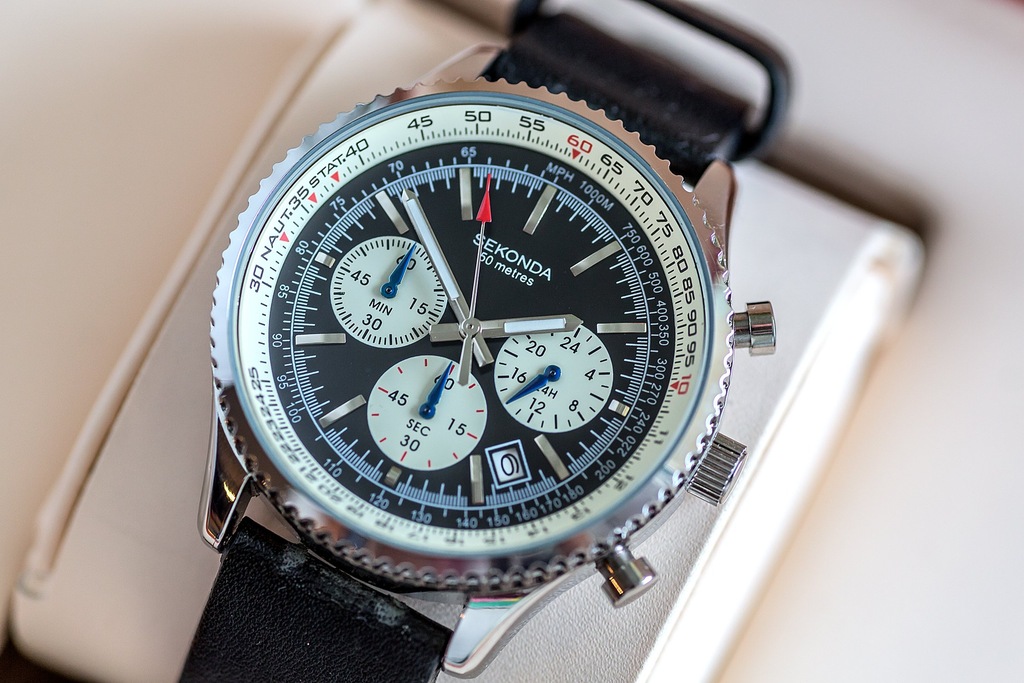 Sekonda navitimer 2025