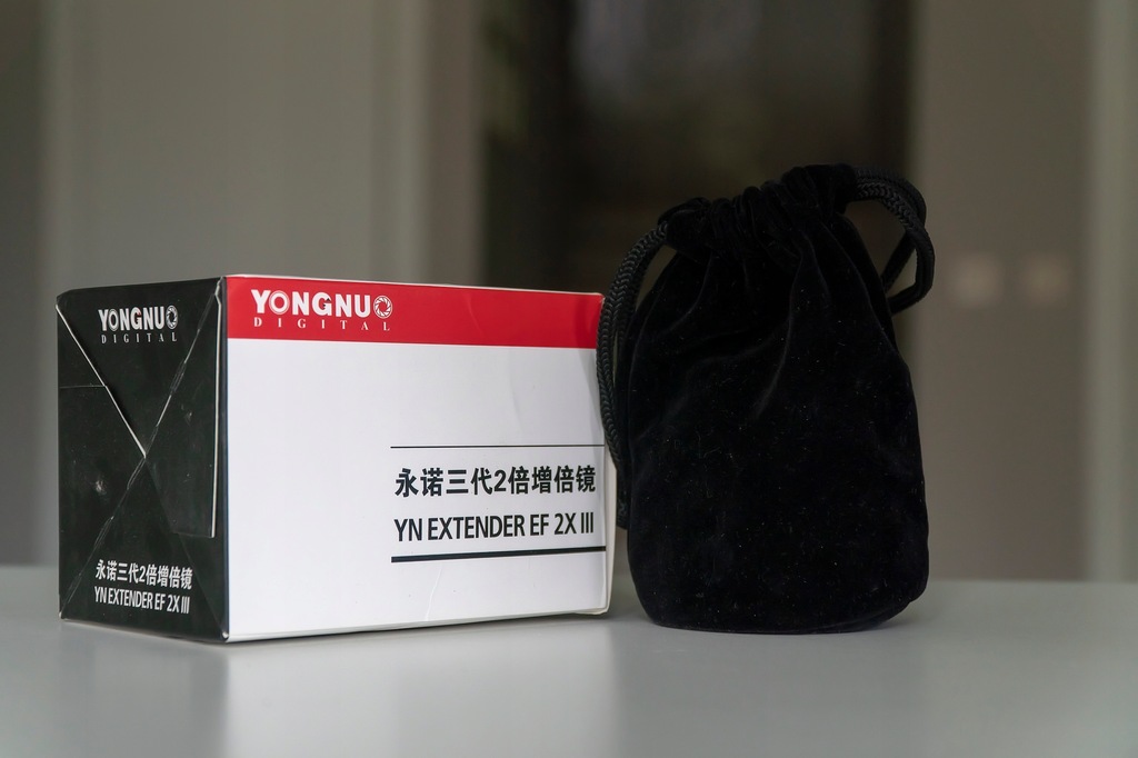 Extender Yongnuo 2.0x do Canon EF
