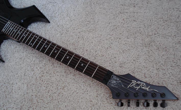 B.C. Rich Warlock, japońska nr.sr. BC 4177 EMG KFK