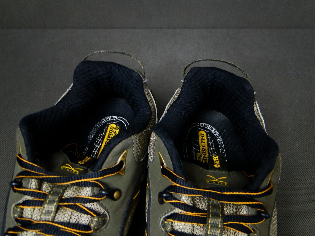 hi tec vibram boots