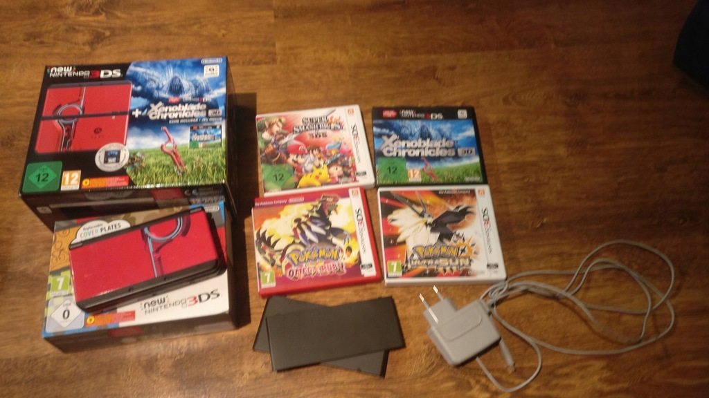 New Nintendo 3DS + 4 gry