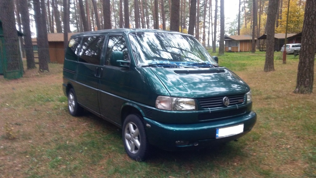 Volkswagen Caravelle 2461 cm3