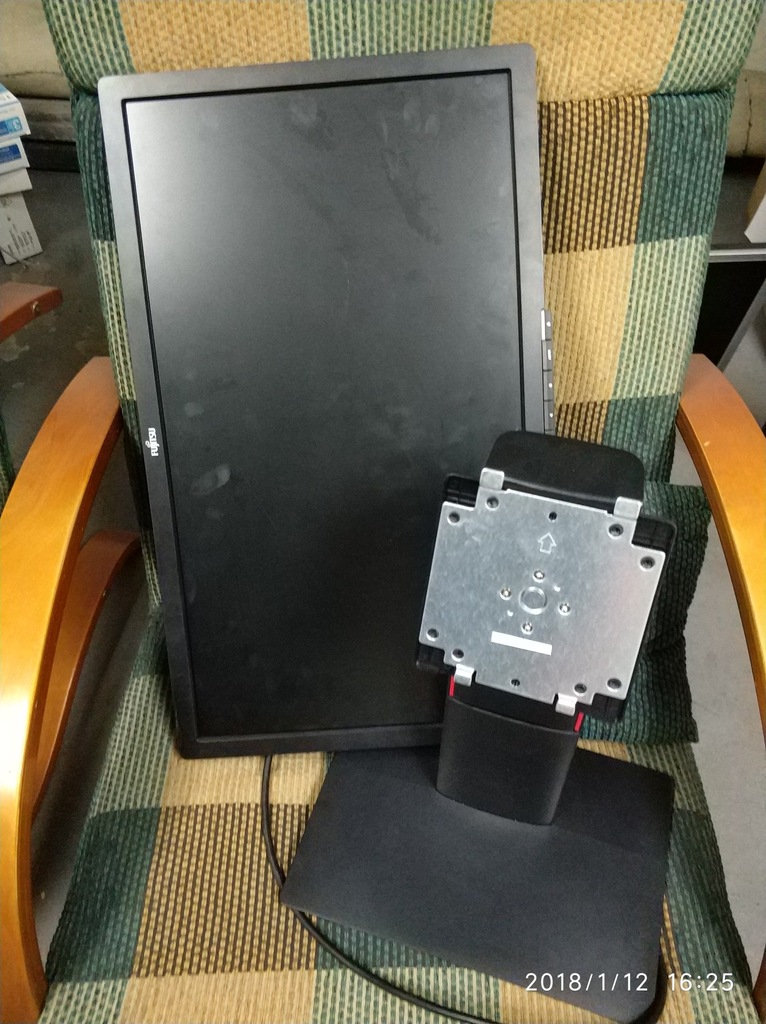 Monitor Fujitsu Siemens B24T-7 (S06)