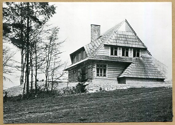 BESKID SĄDECKI - WIERCHOMLA -- Schronisko Bacówka
