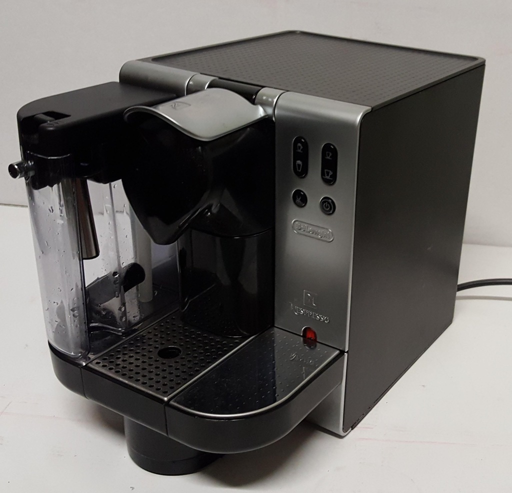 Ekspres kapsułkowy DeLonghi Nespresso EN 680.M