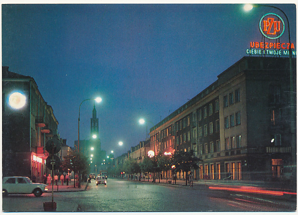 Białystok nocą ul. Lipowa neon PZU ubezpiecza cieb