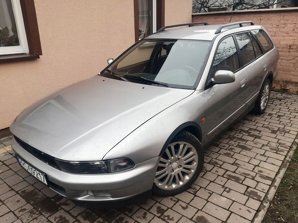 Mitsubishi Galant 2.0 136km oc do października