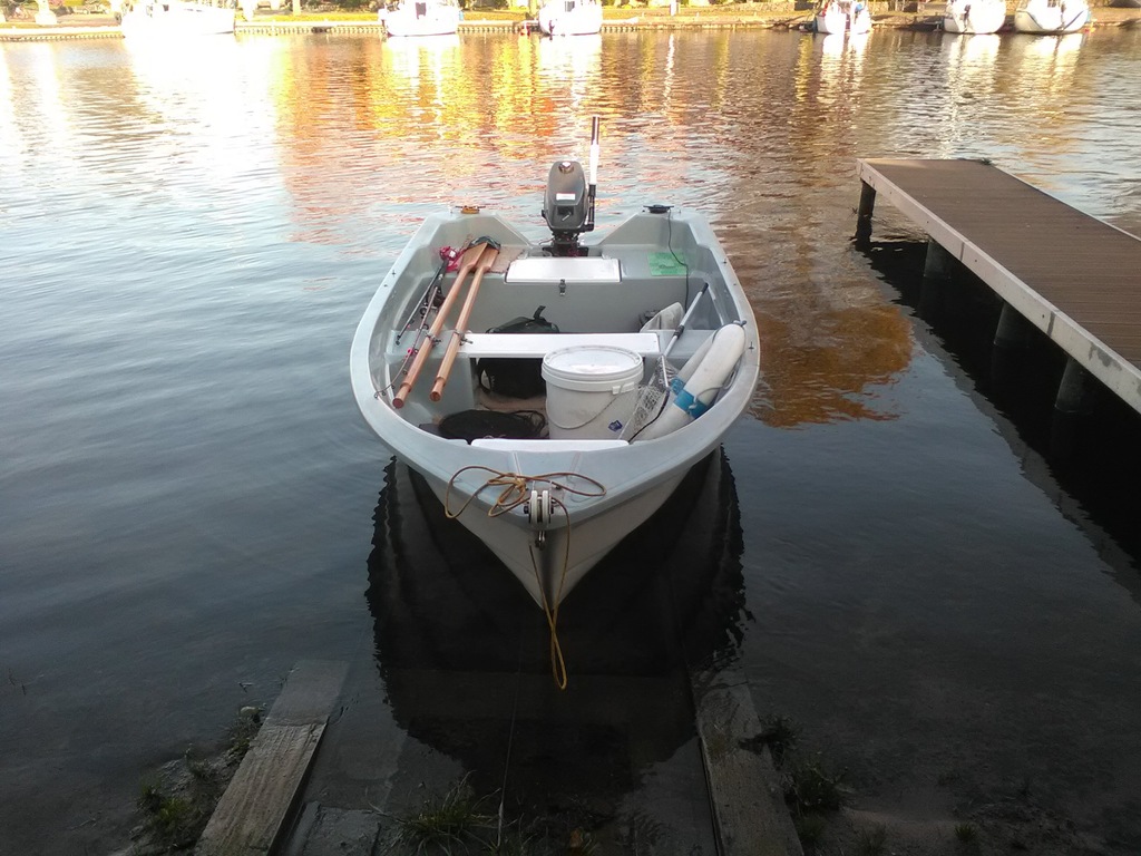 Łódka iwa 390 + silnik Tohatsu 5km