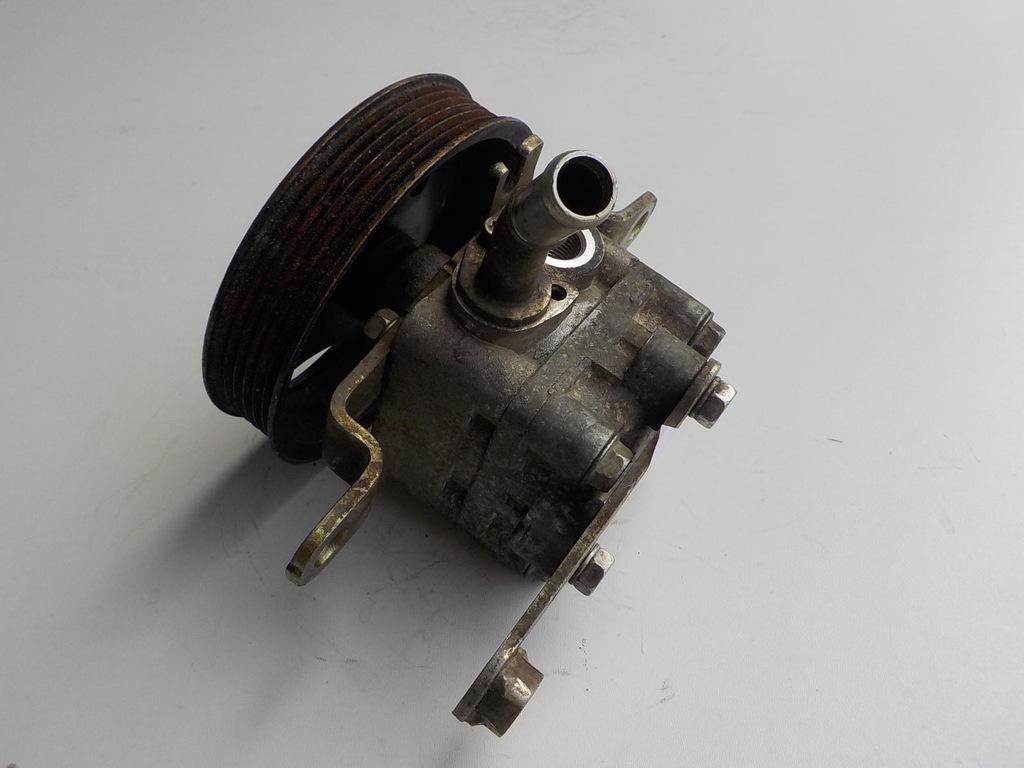 POMPA WSPOMAGANIA 49110JA02B NISSAN ALTIMA L32 2.5