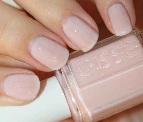 Essie tying the deals knotie