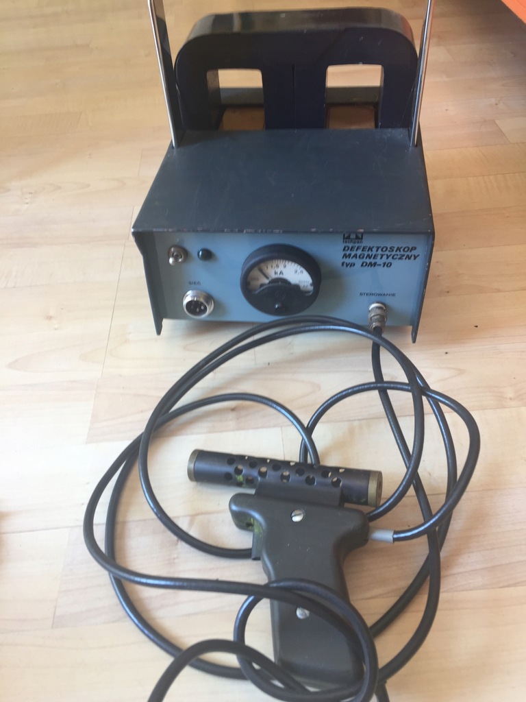 DEFEKTOSKOP MAGNETYCZNY DM-10 TECHPAN