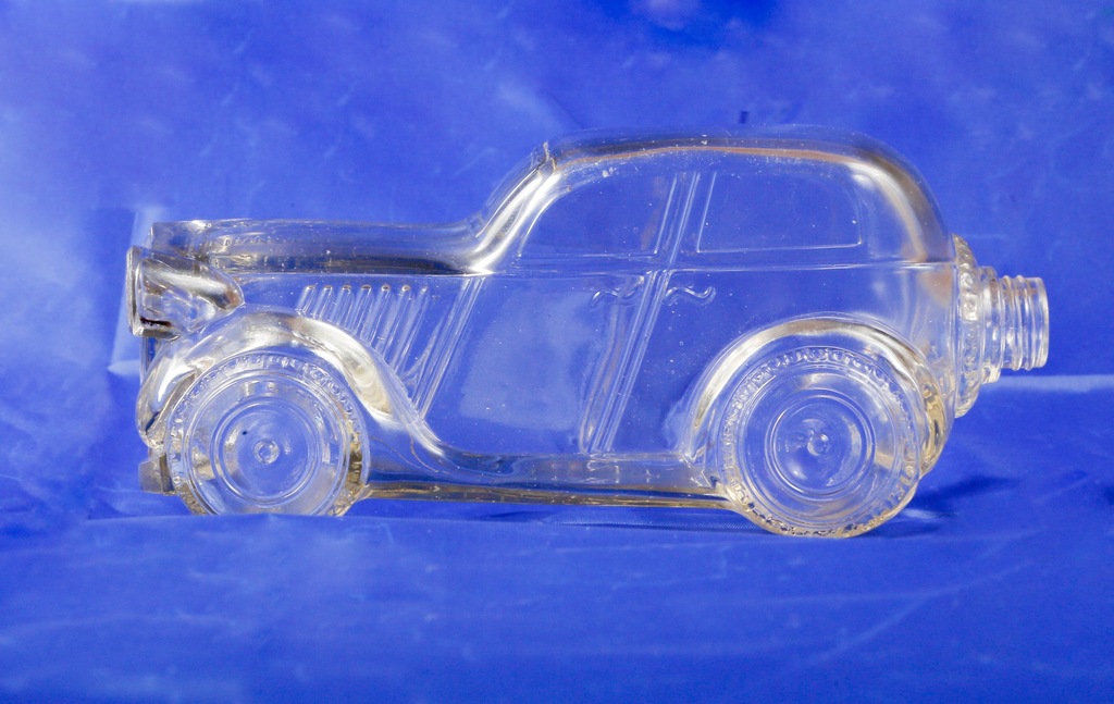 PRZEDWOJENNA BUTELKA J. WIŚNIEWSKI ŁÓDŹ FIAT 500
