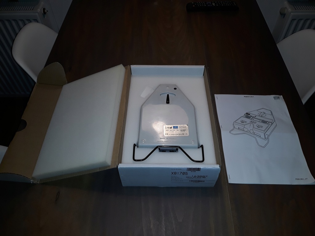 Pupilometr Essilor Digital CRP + box + instrukcja