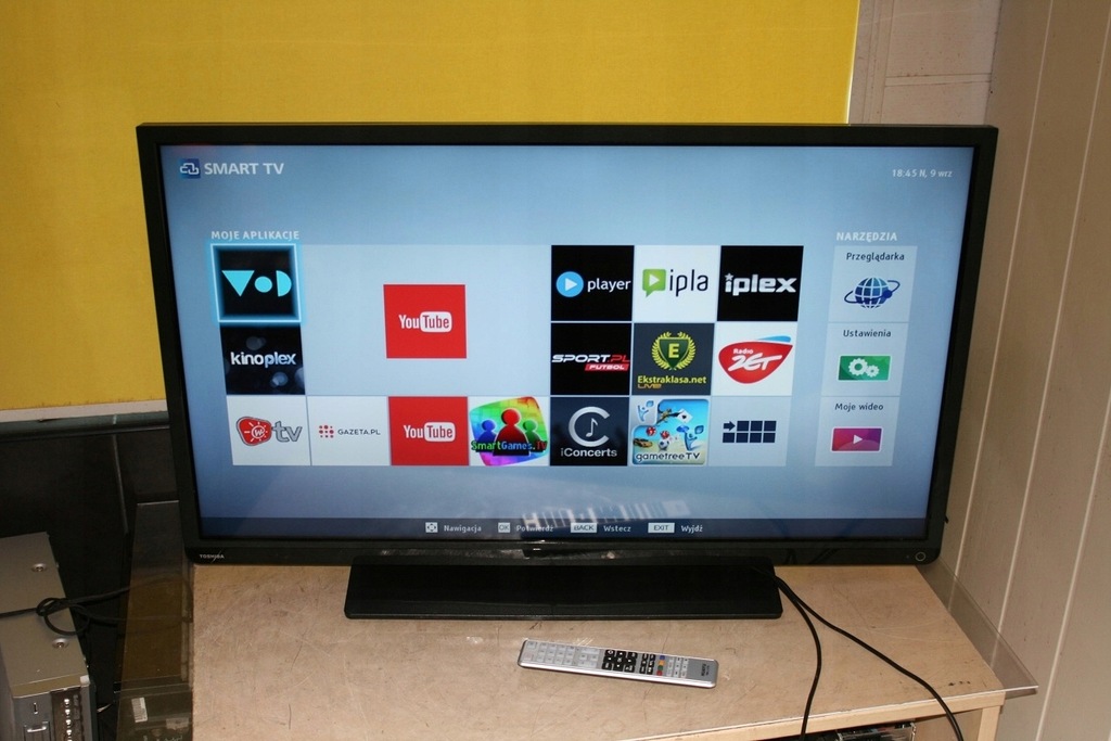 LED TOSHIBA 42" FULL-HD SMART-TV WI-FI