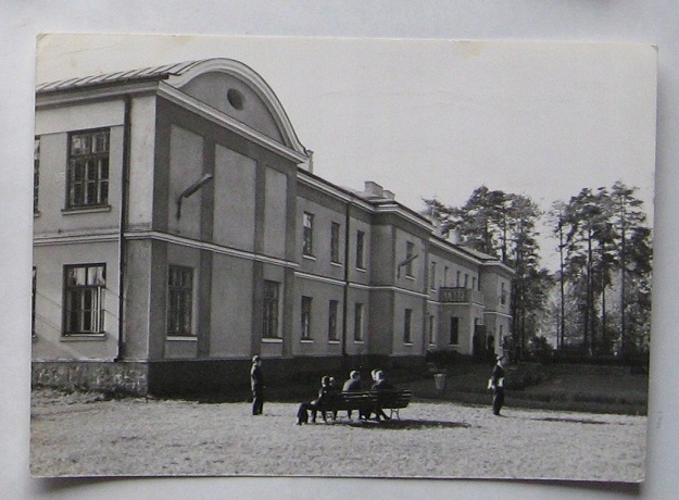 PIONKI - Technikum Chemiczne