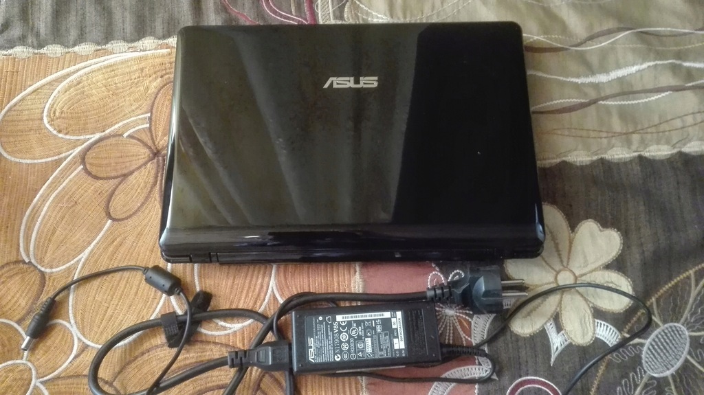 Laptop Asus 1201K z baterią oryginalny zasilacz