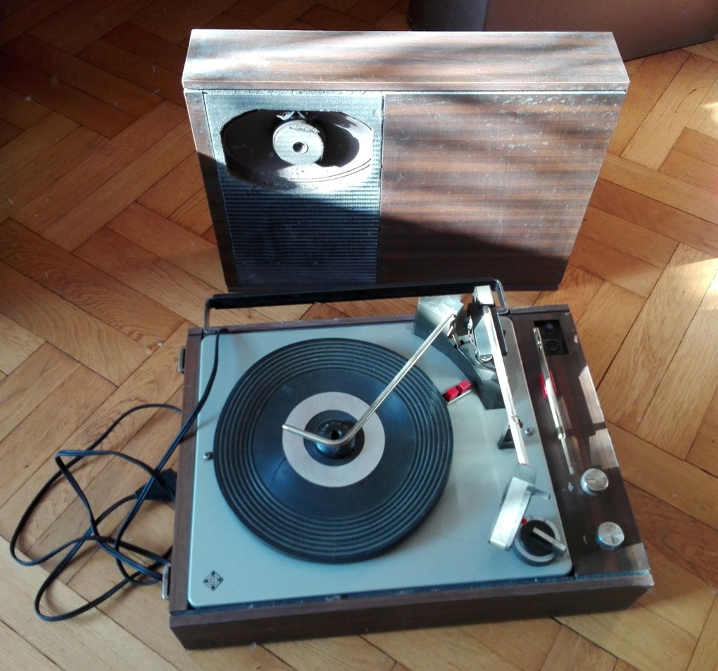 stary adapter Telefunken Muzikus 507V