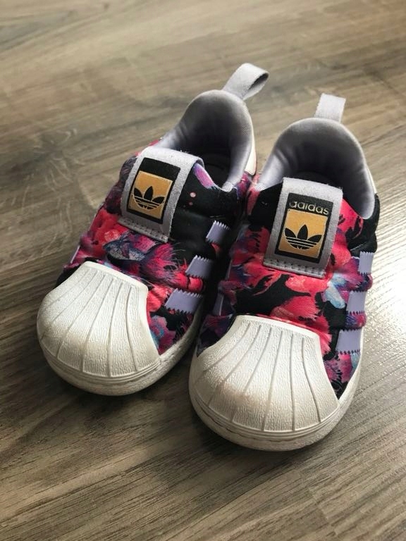 adidas superstar 23