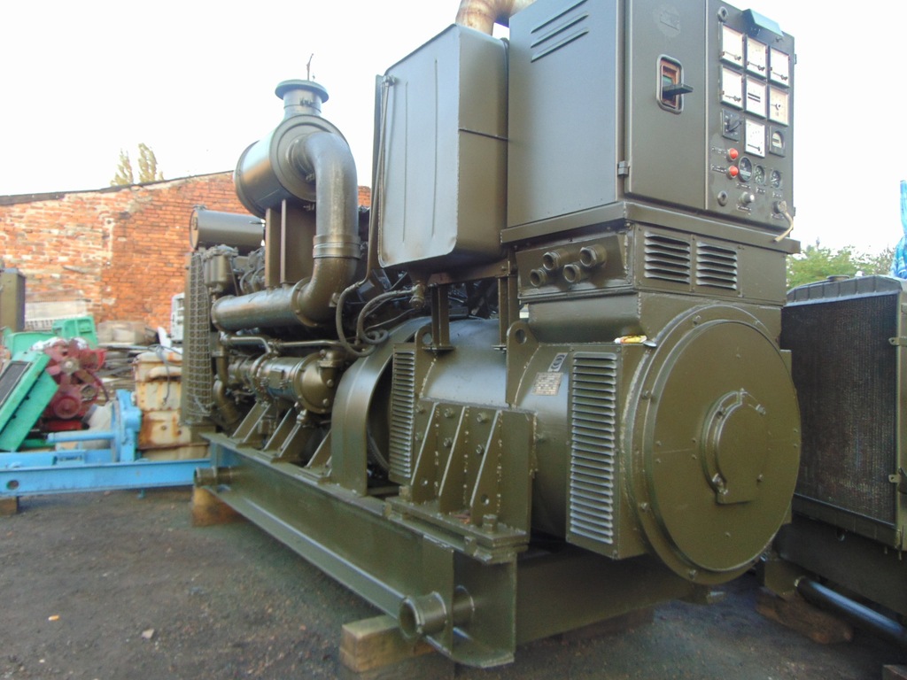 Дизельный генератор тсс ад-50с-т400-1рпм6 в погодозащитном кожухе с авр. Блок дизель генератор 200 квт. Генератор 200 квт. Электрогенератор 200 квт. Тсс ад-100с-т400-1рм11.