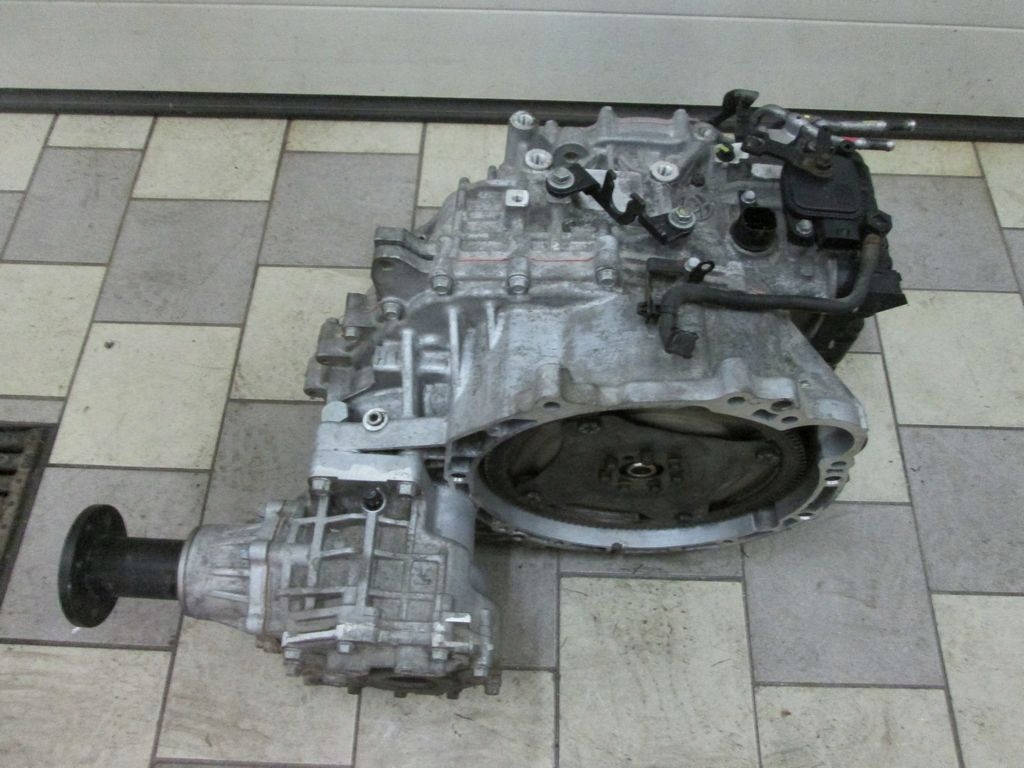 SKRZYNIA BIEGÓW AUTOMAT HYUNDAI IX35 2,0 DOHC 4X4