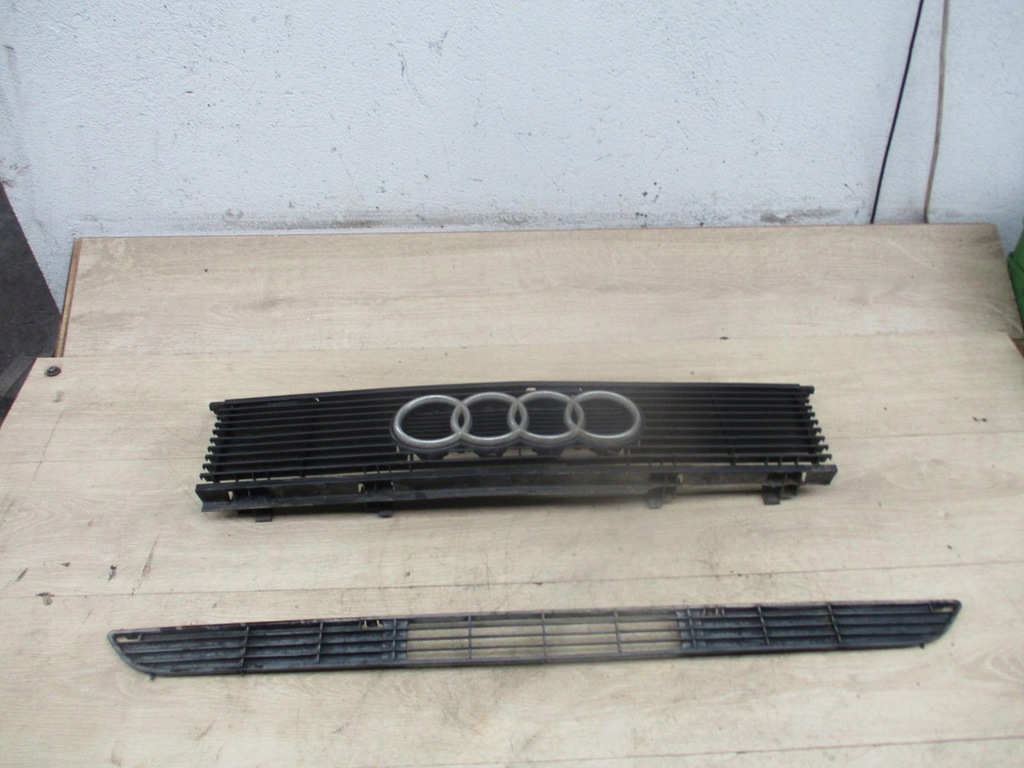 AUDI 80 B2 COUPE ATRAPA GRILL