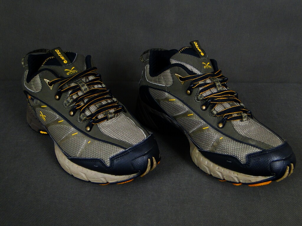 hi tec vibram boots