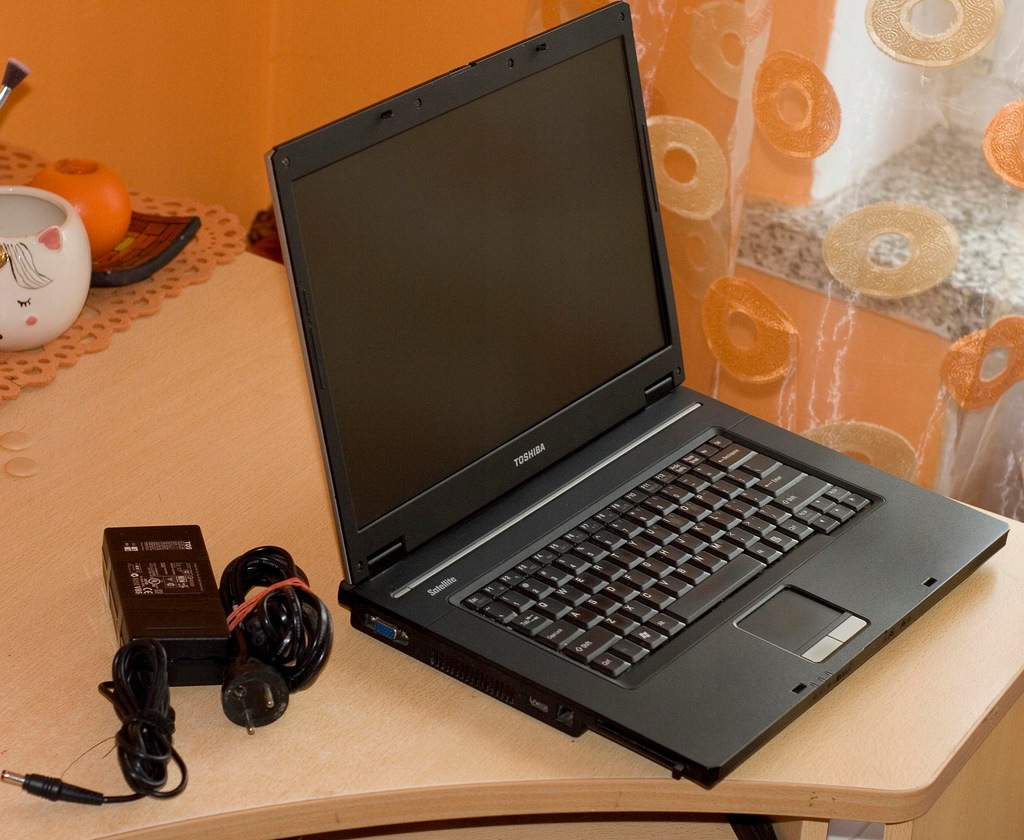 Laptop Toshiba Satellite L35 1.6ghz/60gb/512mb