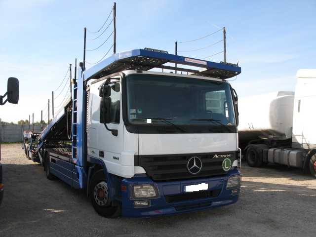 Autotransporter ACTROS 1841 Kassbohrer Supertrans 