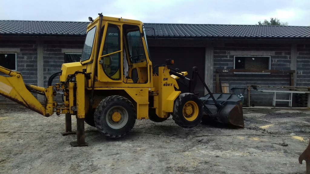 koparko -ładowarka Amog dk404t 98